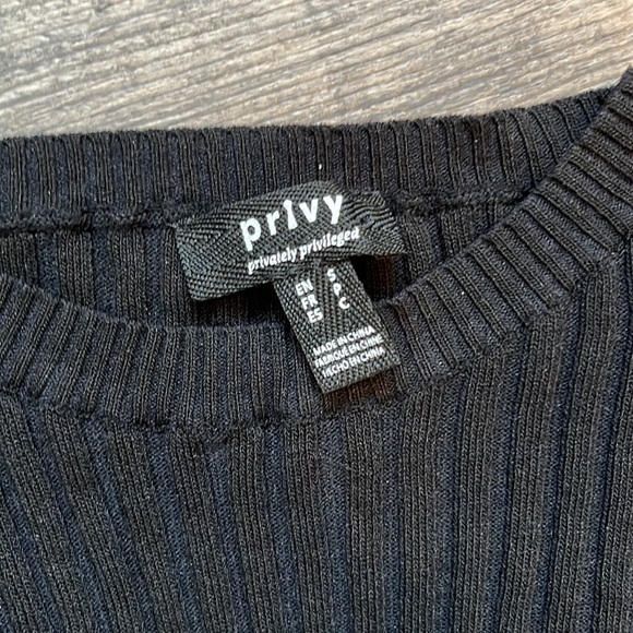 Black Sweater Skirt 2 Piece Set - Picture 4 of 4